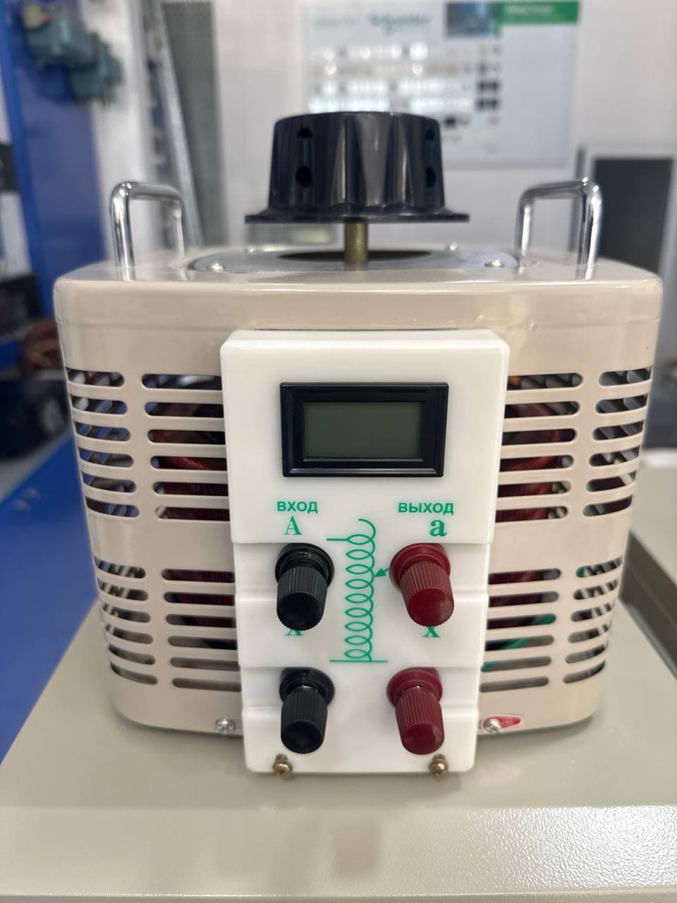 Лабараторник латор 5Kva